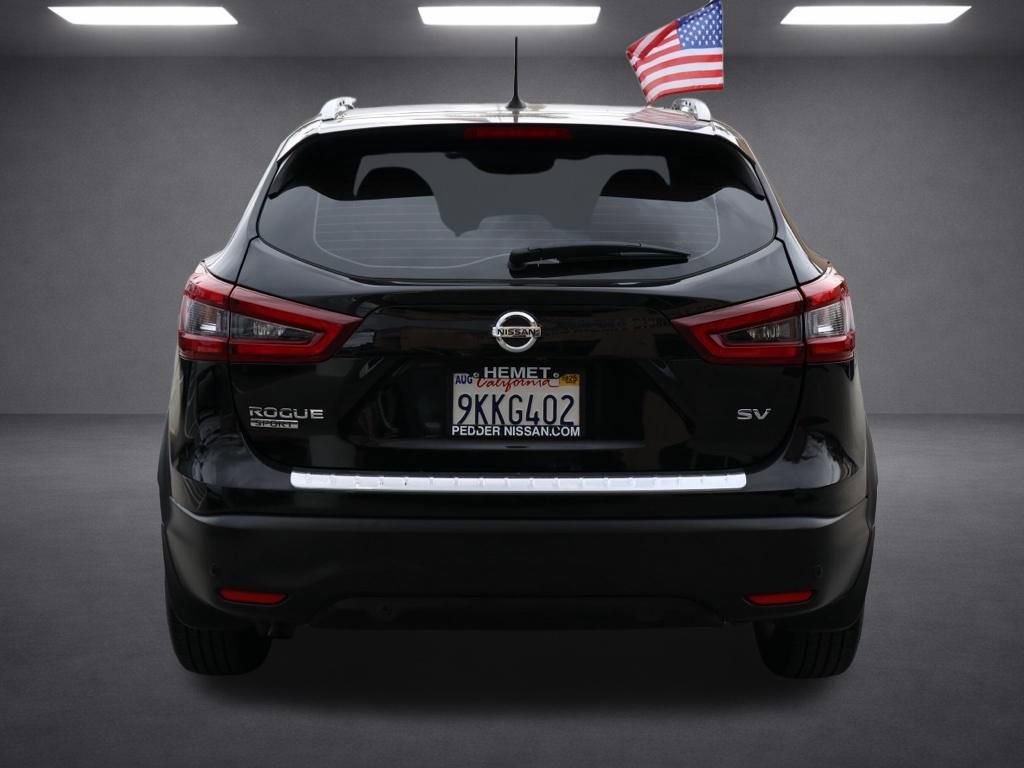 Used 2022 Nissan Rogue Sport SV image 5