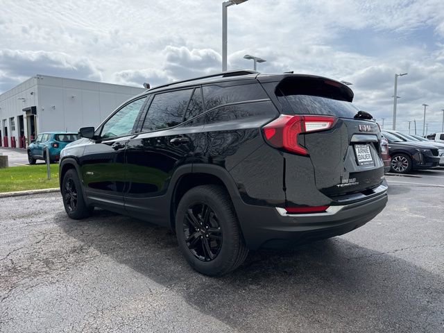 Used 2024 GMC Terrain AT4 w/ Infotainment Package II image 4