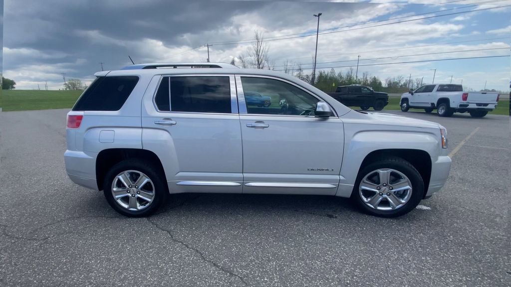Certified 2016 GMC Terrain Denali FWD image 9