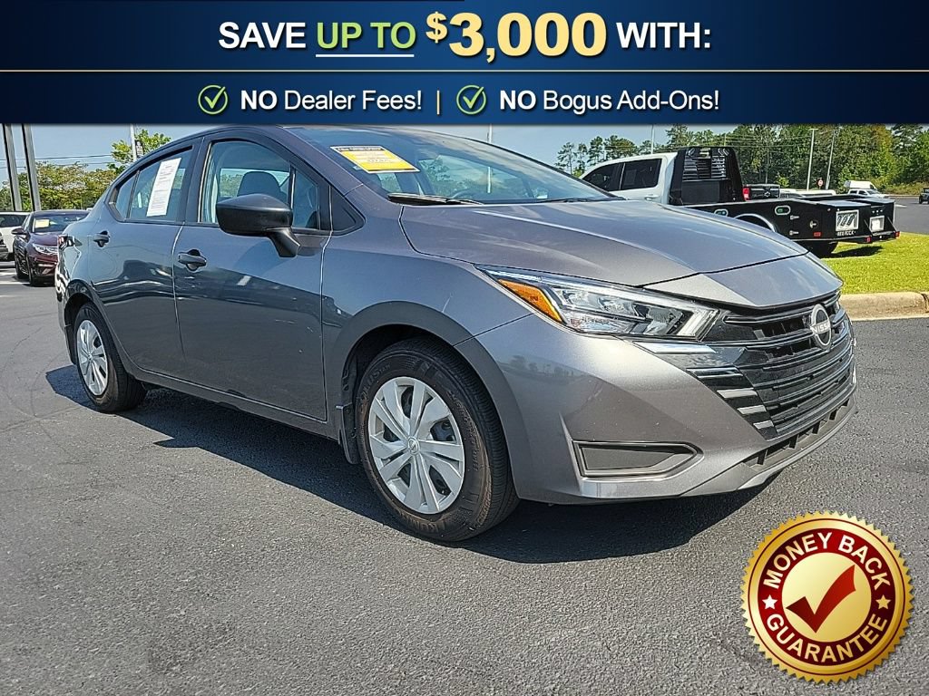 Used 2025 Nissan Versa S w/ Trunk Package FWD image 4