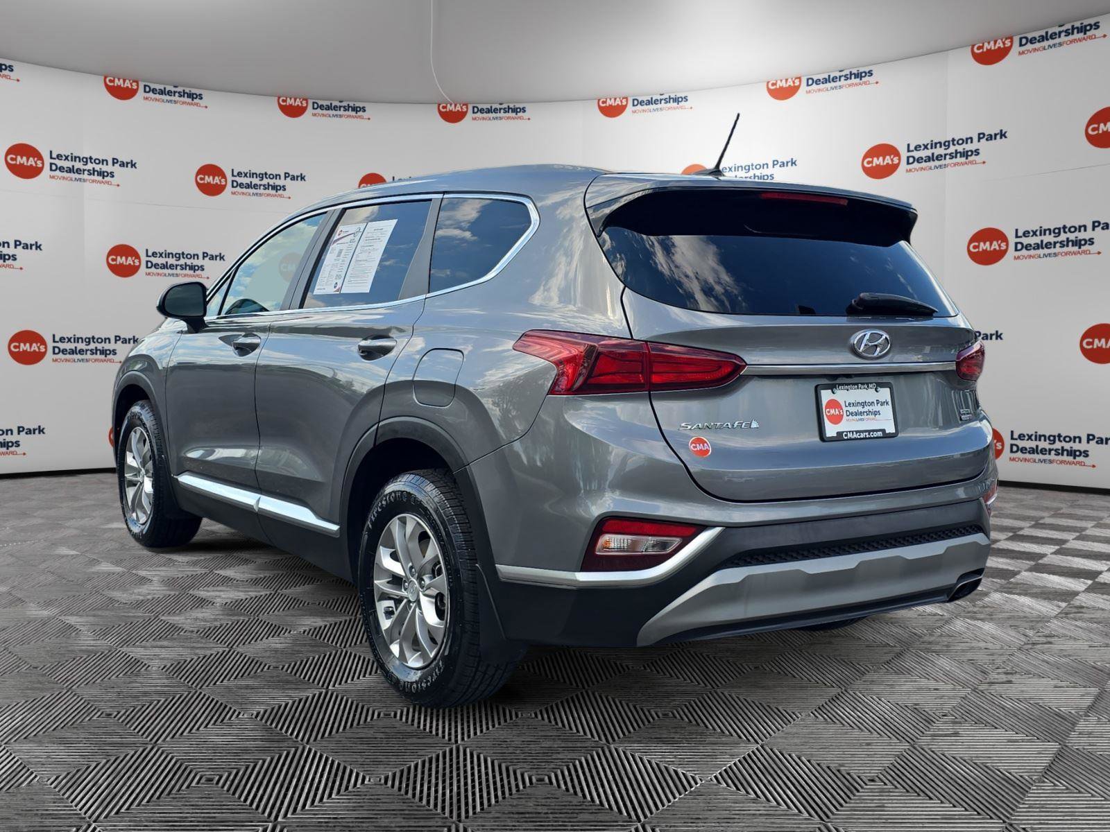 Used 2019 Hyundai Santa Fe SE AWD/4WD image 5
