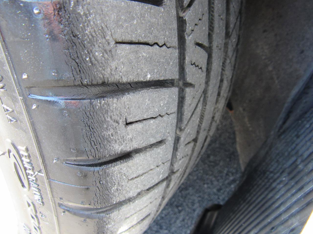 Used 2013 Hyundai Veloster image 11