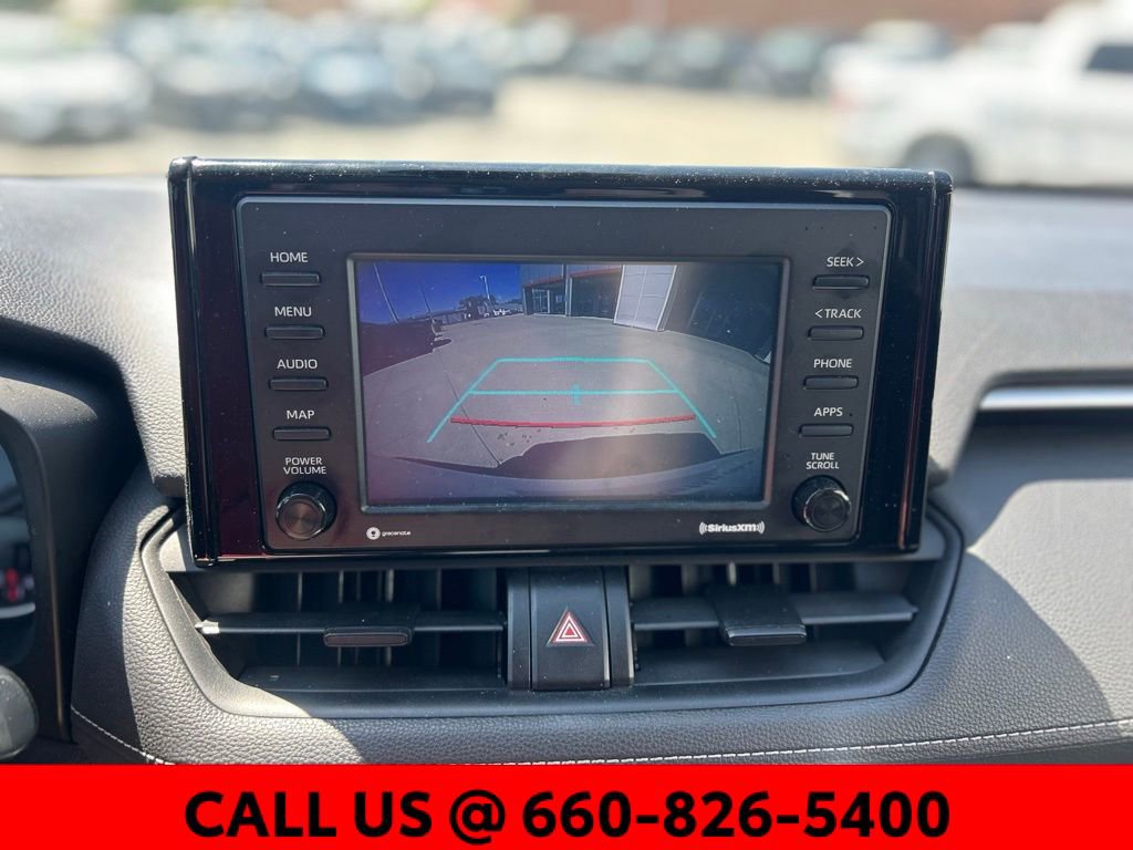 Used 2021 Toyota RAV4 XLE w/ Carpet Mat Package (TMS) AWD/4WD image 17