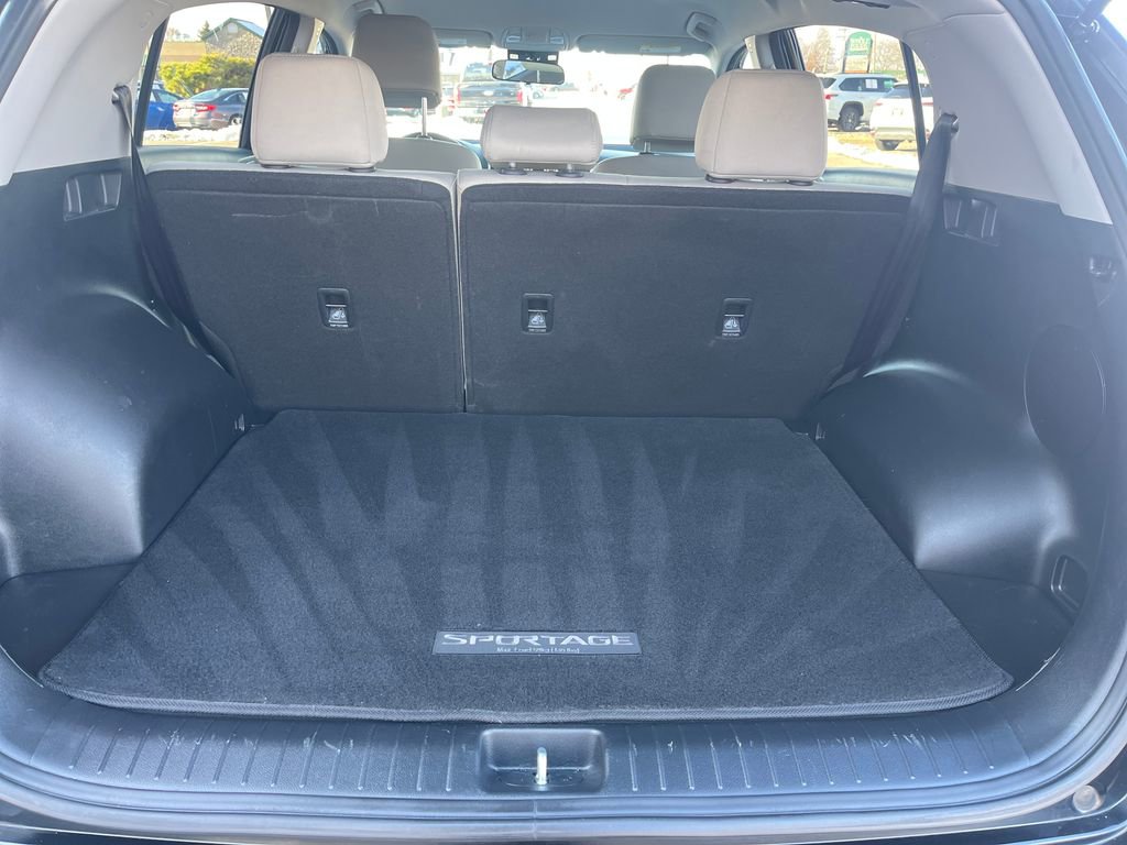 Used 2020 Kia Sportage LX image 23