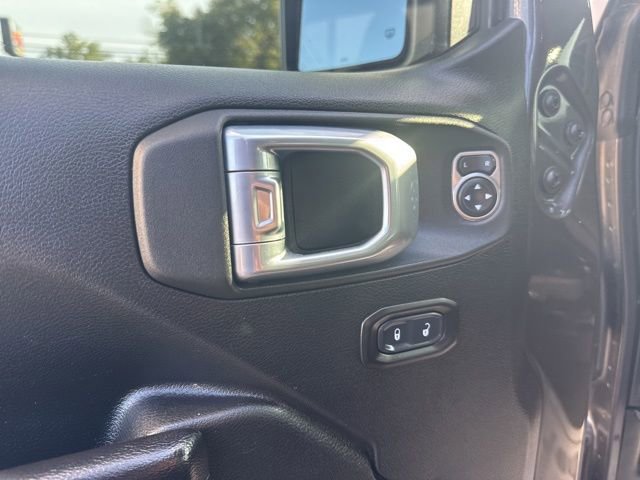 Used 2021 Jeep Wrangler Sport AWD/4WD image 12