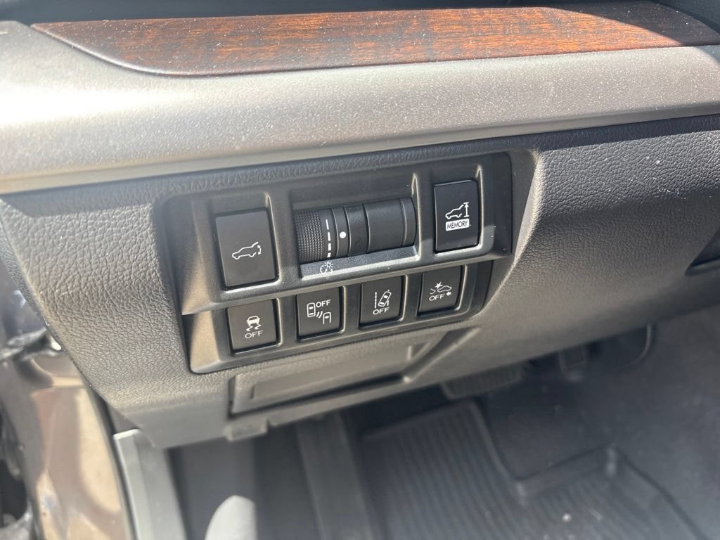 Used 2019 Subaru Outback 2.5i Limited AWD/4WD image 16