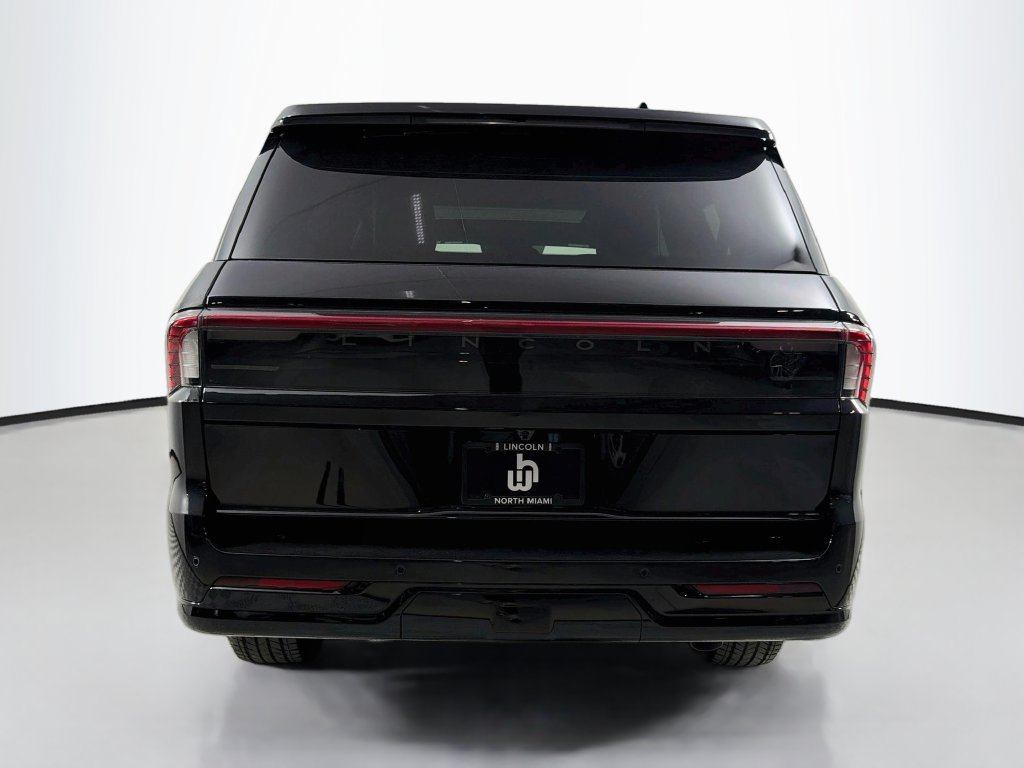 New 2027 Lincoln Navigator L Reserve w/ Jet Appearance Package RWD image 6