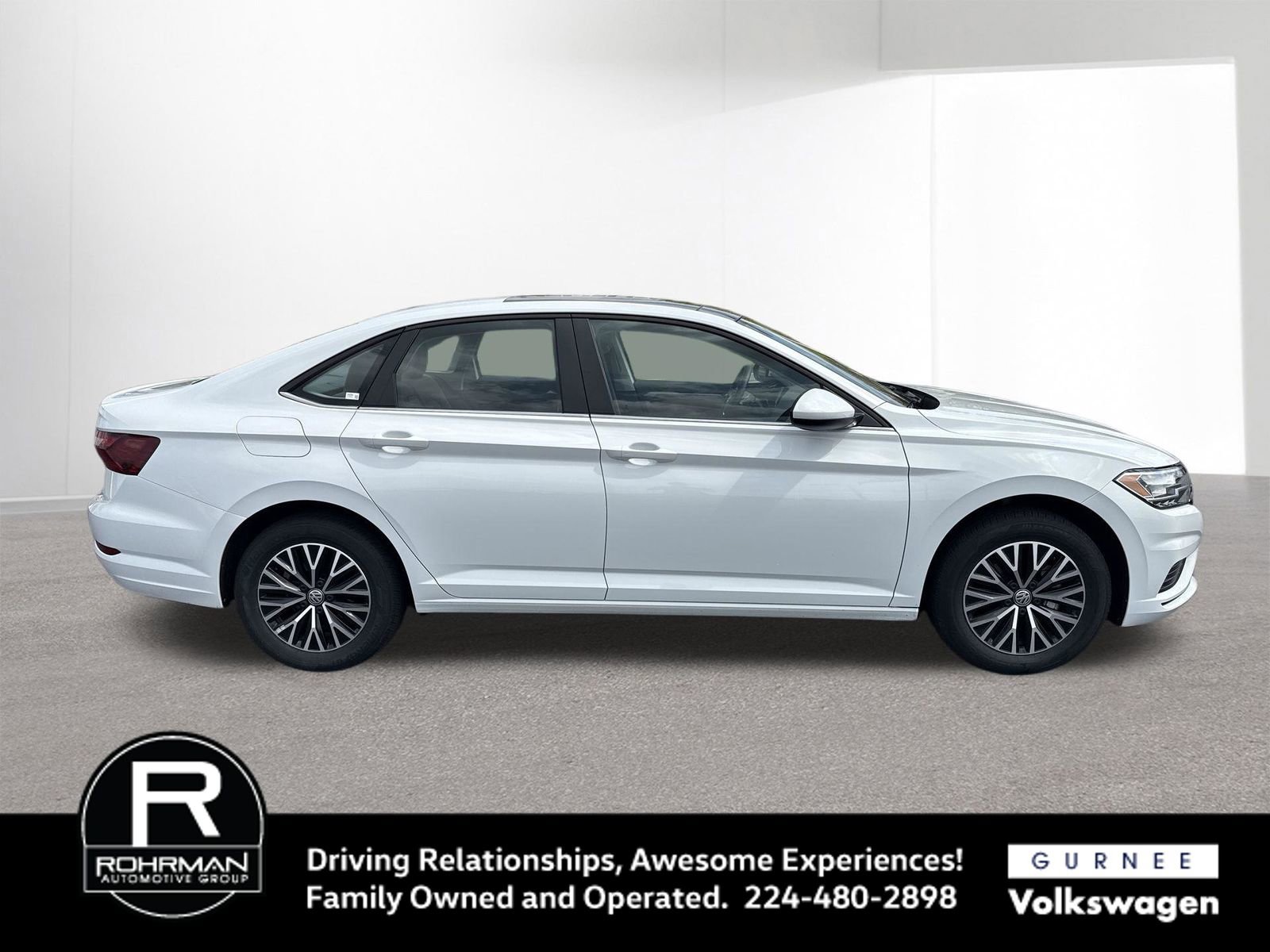 Used 2021 Volkswagen Jetta SE image 9