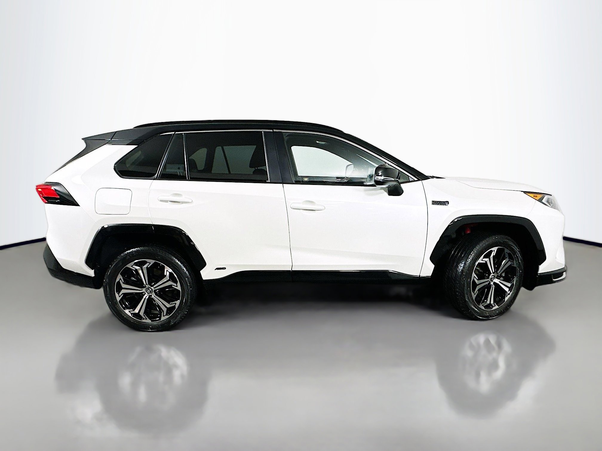 Used 2021 Toyota RAV4 XSE w/ Premium Package AWD/4WD image 8