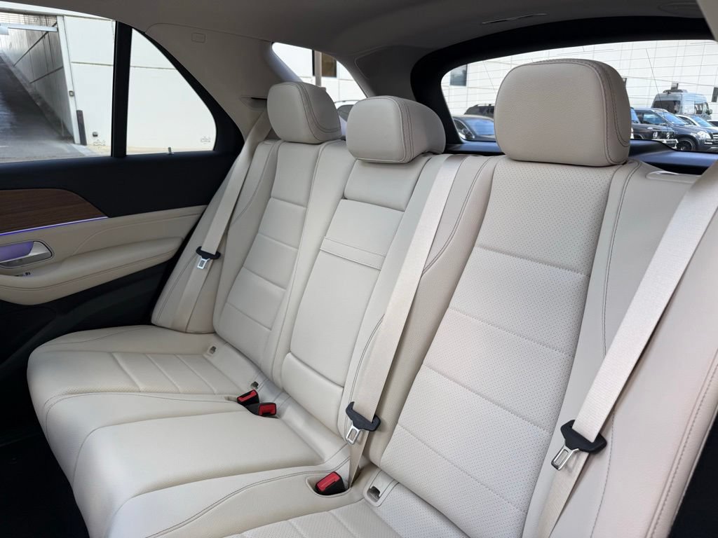 New 2026 Mercedes-Benz GLE 450 4MATIC image 14