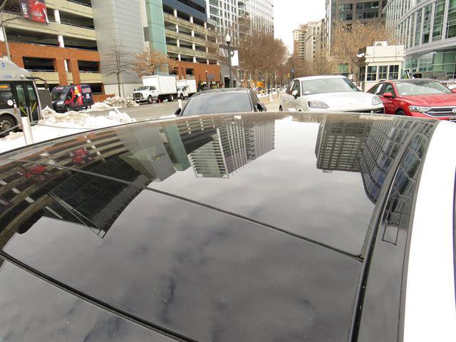 Used 2025 Mercedes-Benz C 300 4MATIC Sedan image 27