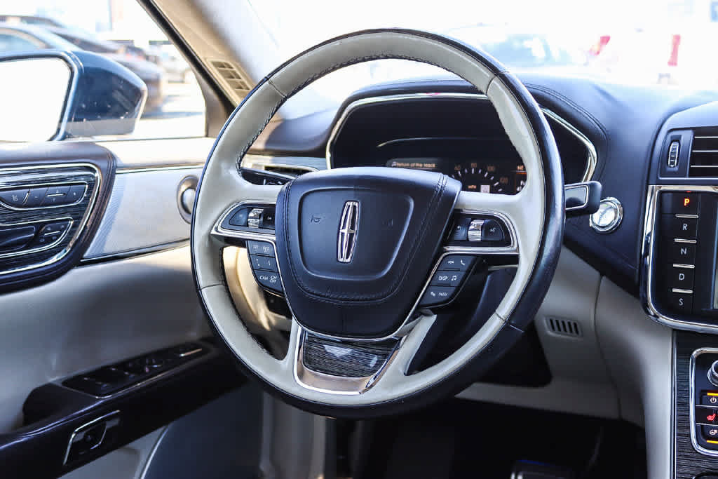 Used 2017 Lincoln Continental Black Label w/ Rear-seat Package AWD/4WD image 14