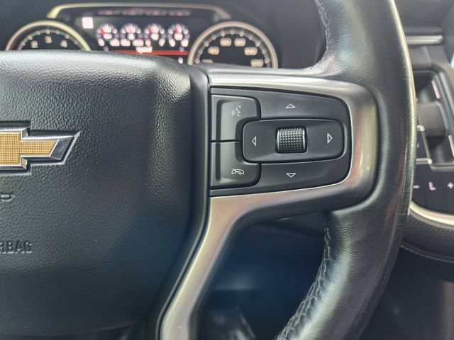 Used 2021 Chevrolet Suburban Premier w/ Premium Package RWD image 32