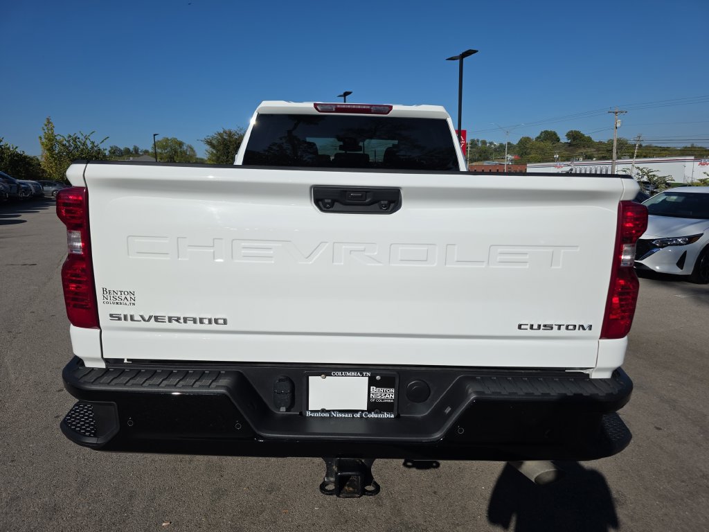 Used 2025 Chevrolet Silverado 2500 Custom w/ Custom Value Package AWD/4WD image 10