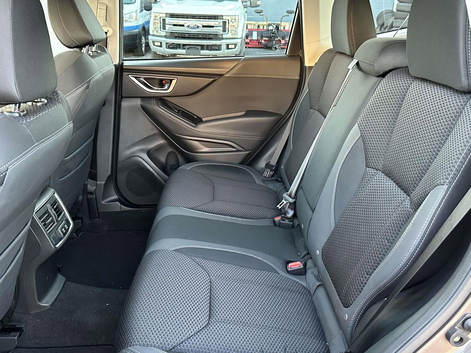 Used 2023 Subaru Forester Premium image 12
