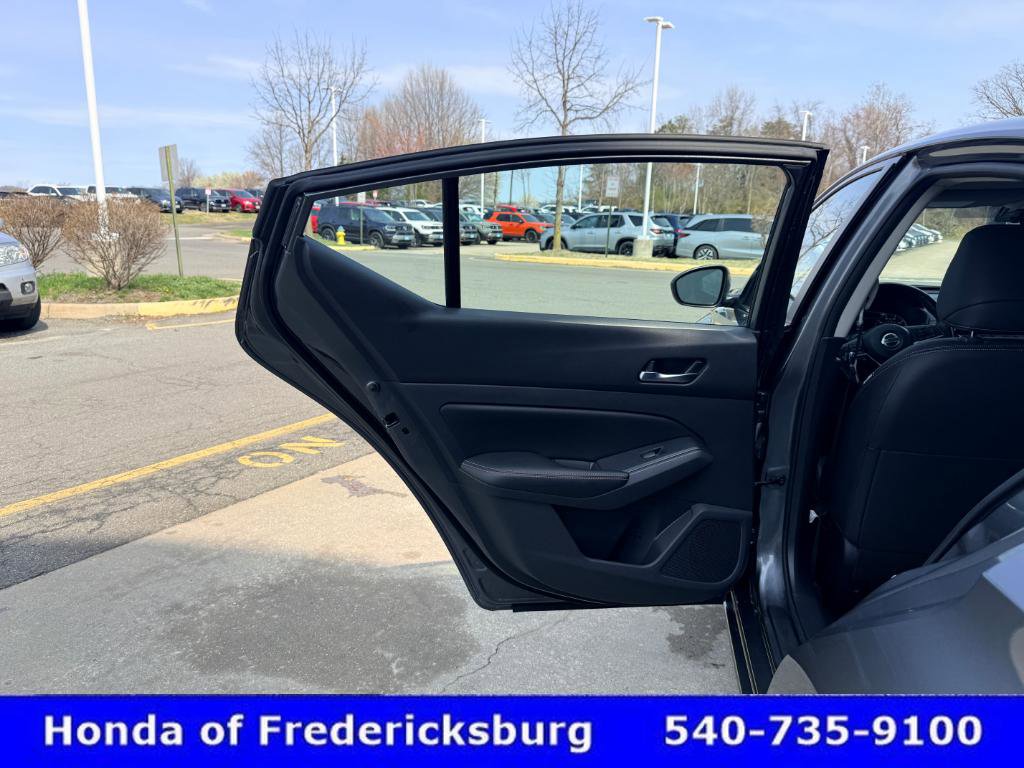 Used 2022 Nissan Altima 2.5 SR image 16