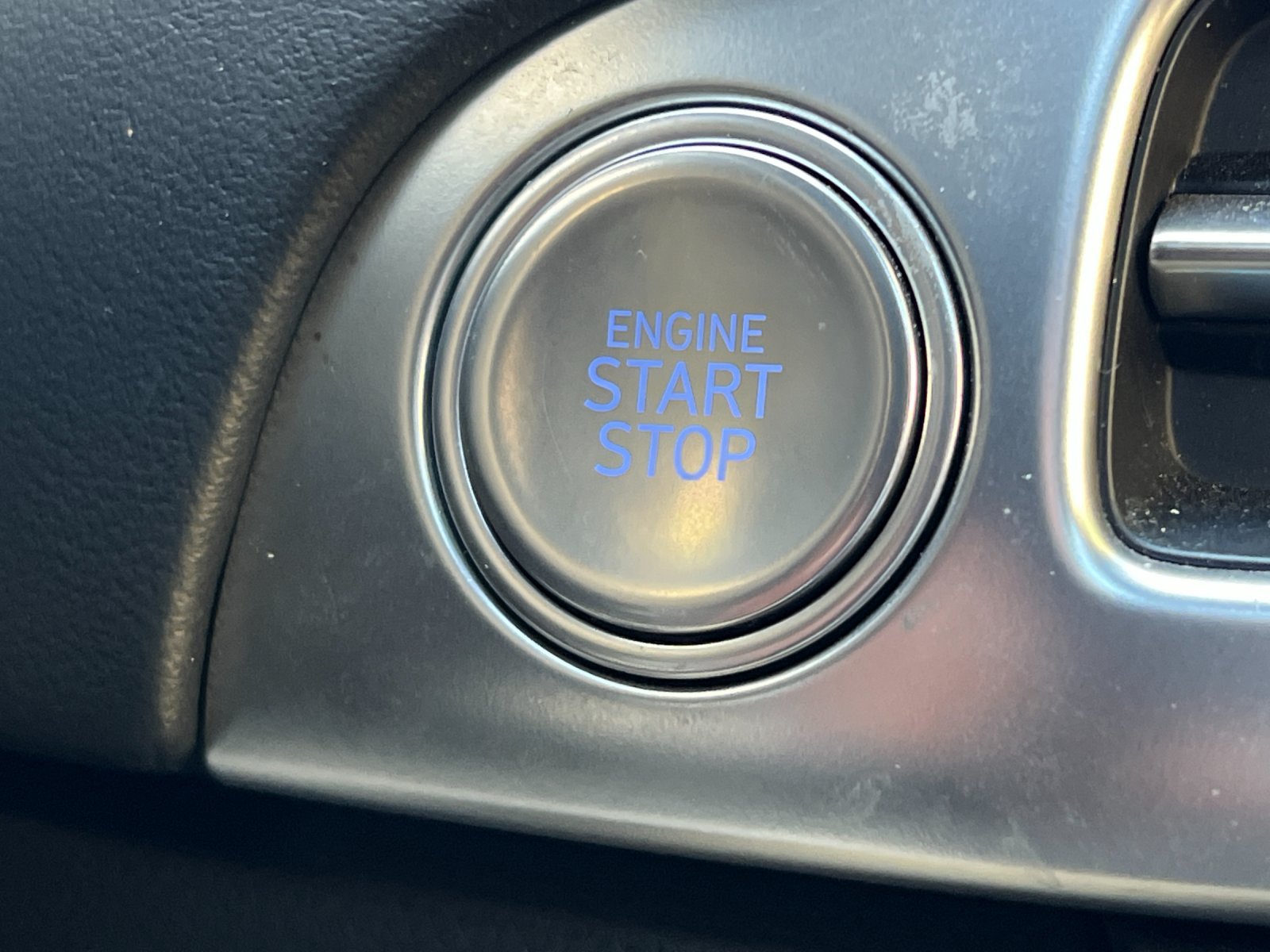Used 2025 Hyundai Palisade Calligraphy FWD image 23