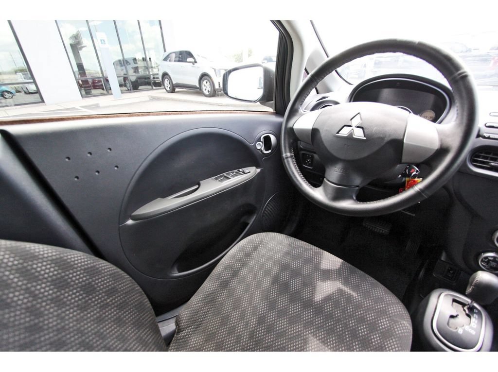 Used 2016 Mitsubishi i ES RWD image 9
