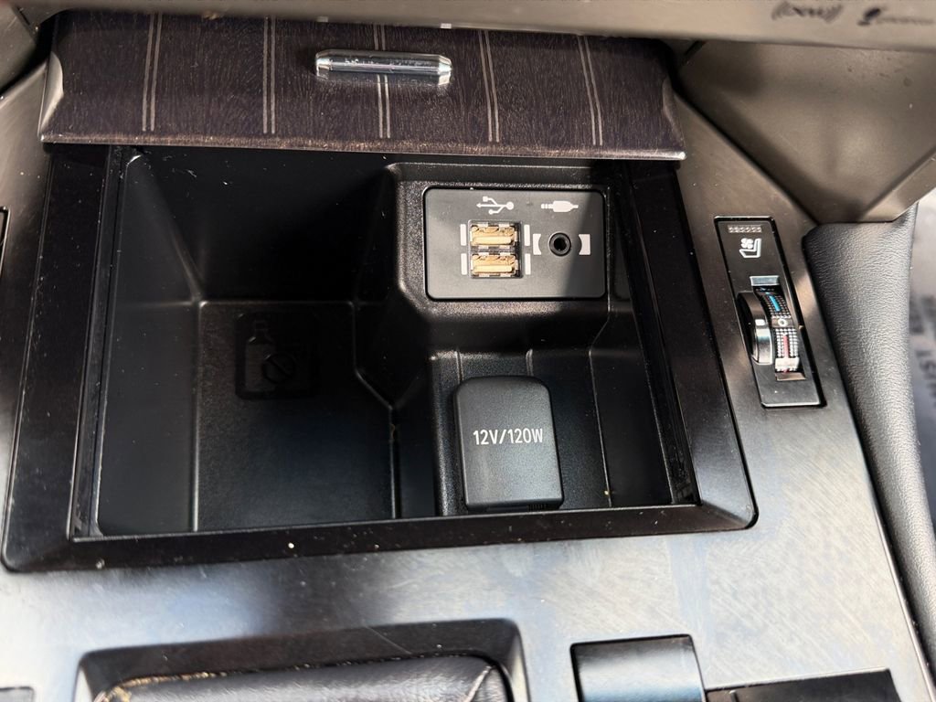 Used 2021 Lexus GX 460 Premium w/ Premium Package image 23