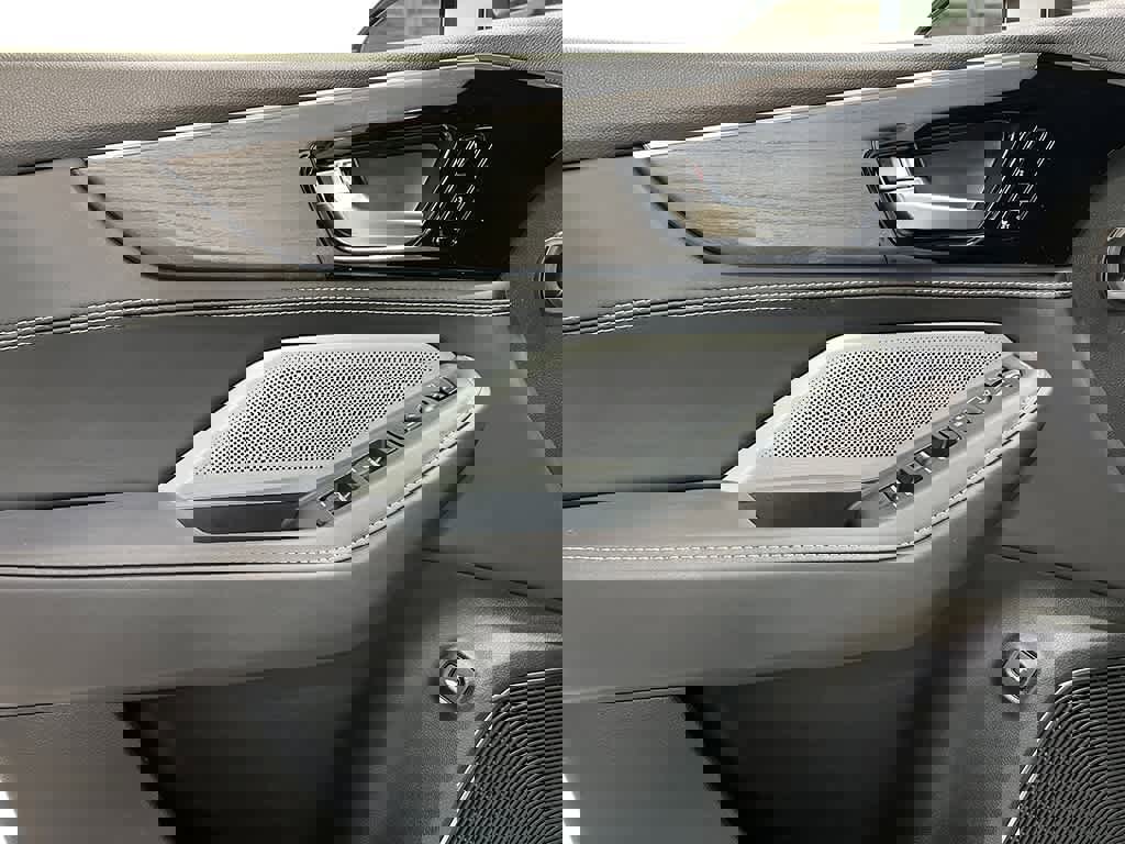 New 2026 Acura MDX SH-AWD w/ Advance Package image 16
