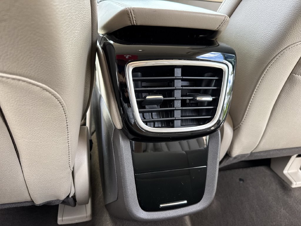 Used 2022 Lincoln Nautilus FWD image 37