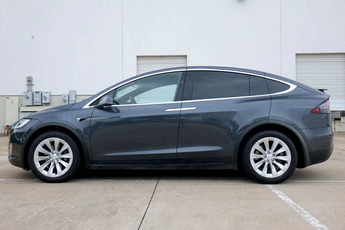 Used 2018 Tesla Model X 100D AWD/4WD image 14