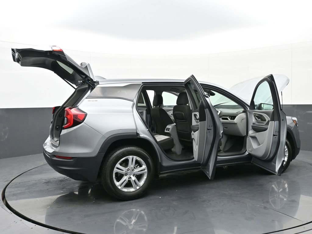 Used 2024 GMC Terrain SLE image 42