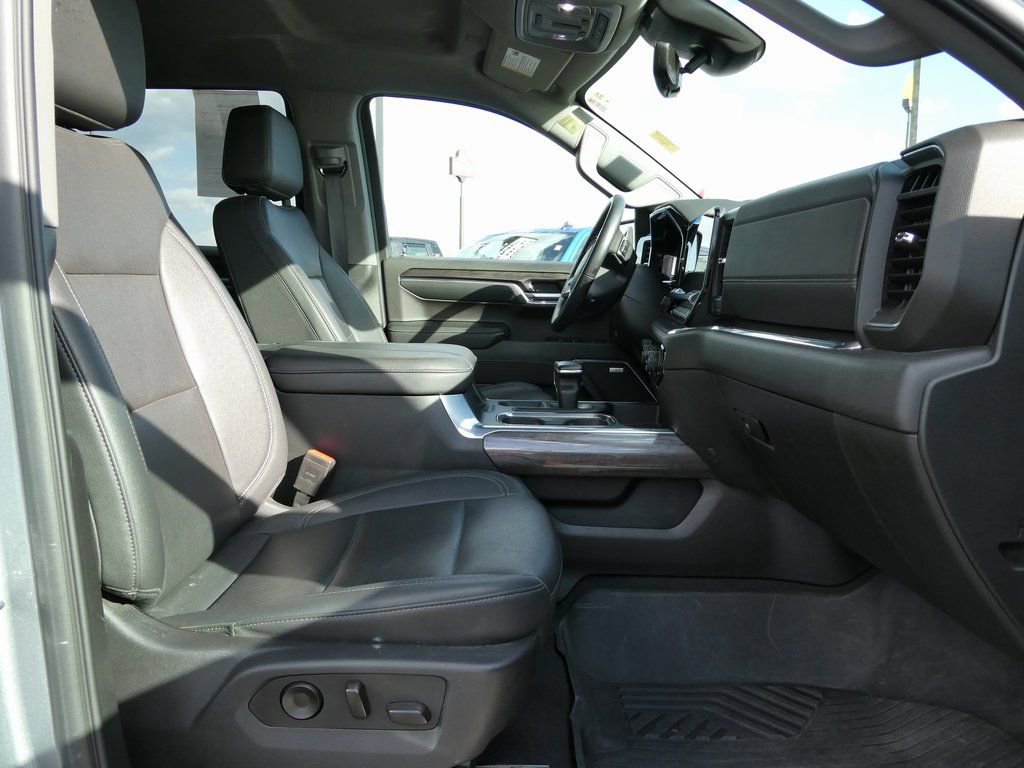 Certified 2024 Chevrolet Silverado 1500 LTZ image 13