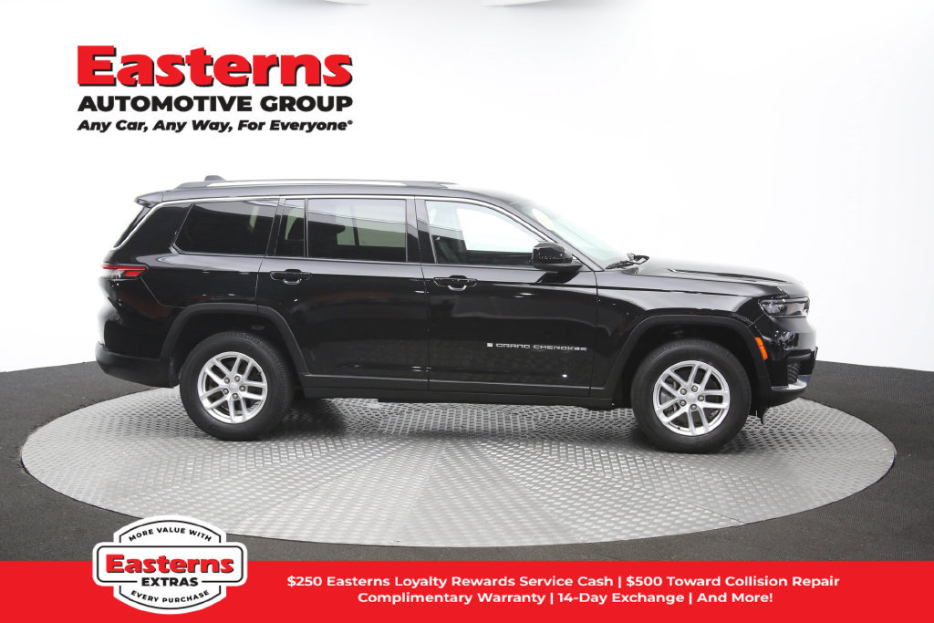 Used 2022 Jeep Grand Cherokee L Laredo w/ Luxury Tech Group I AWD/4WD image 47