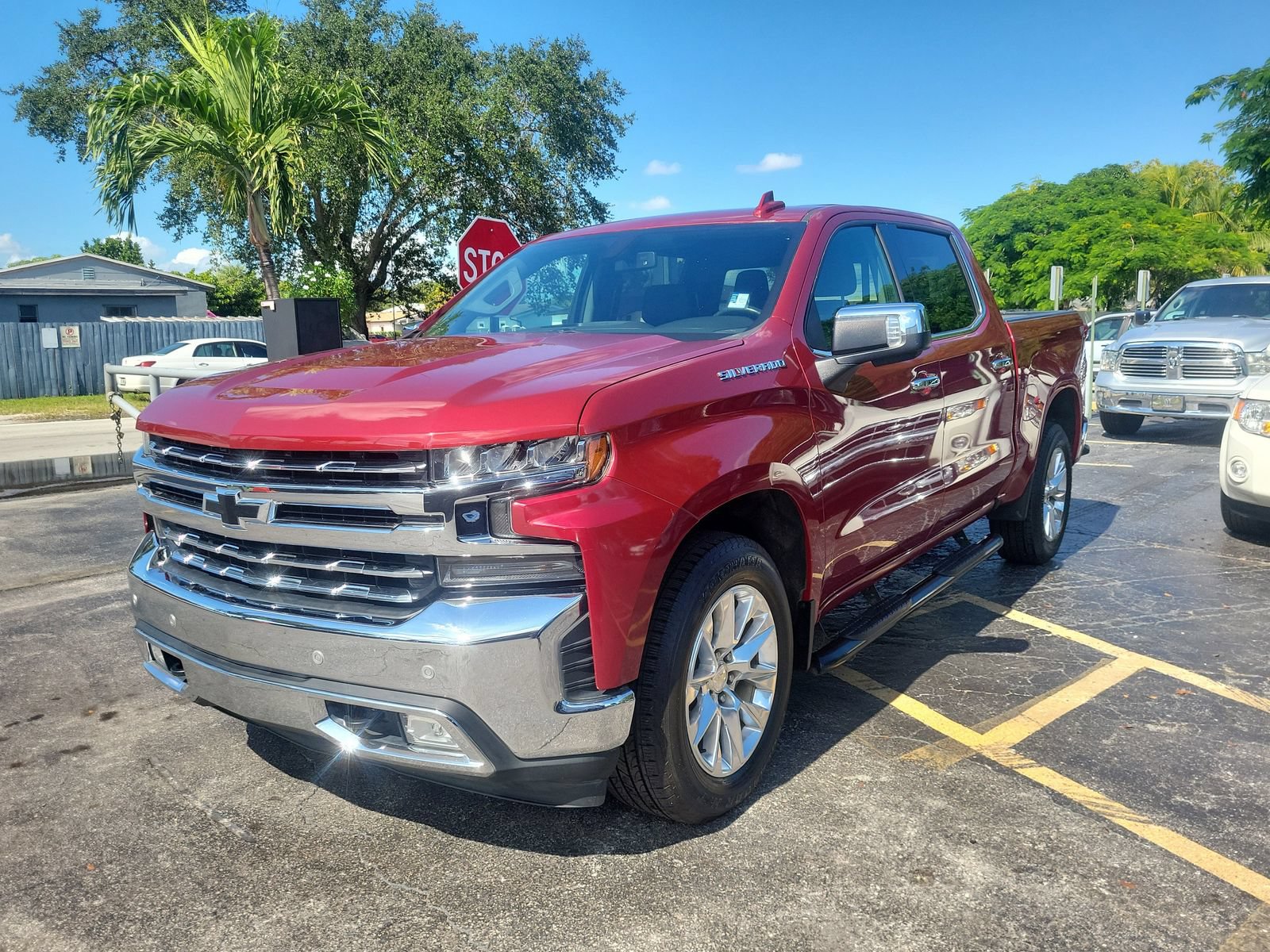Used 2020 Chevrolet Silverado 1500 LTZ w/ LTZ Plus Package RWD image 31