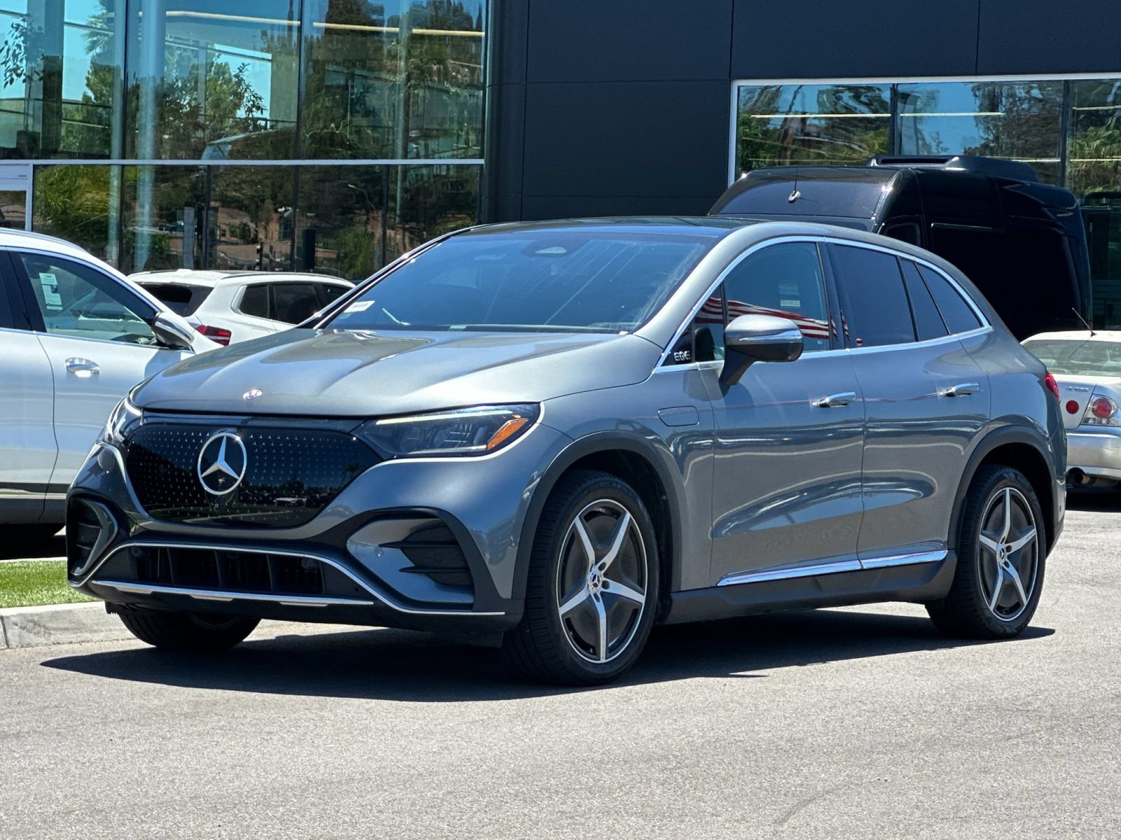 Used 2023 Mercedes-Benz EQE 350+ SUV image 8