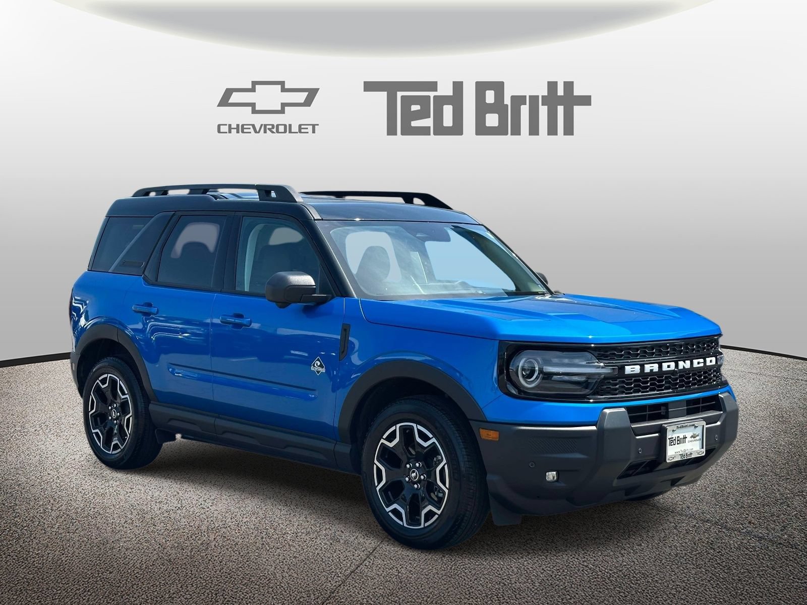 Used 2025 Ford Bronco Sport Outer Banks w/ Outer Banks Tech Package+ AWD/4WD image 3