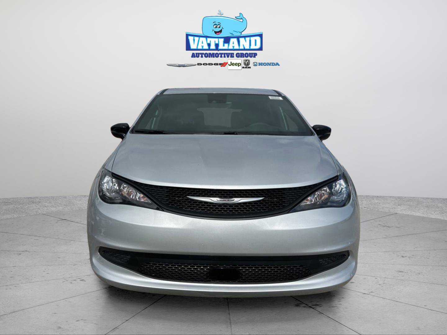 New 2026 Chrysler Voyager LX image 8