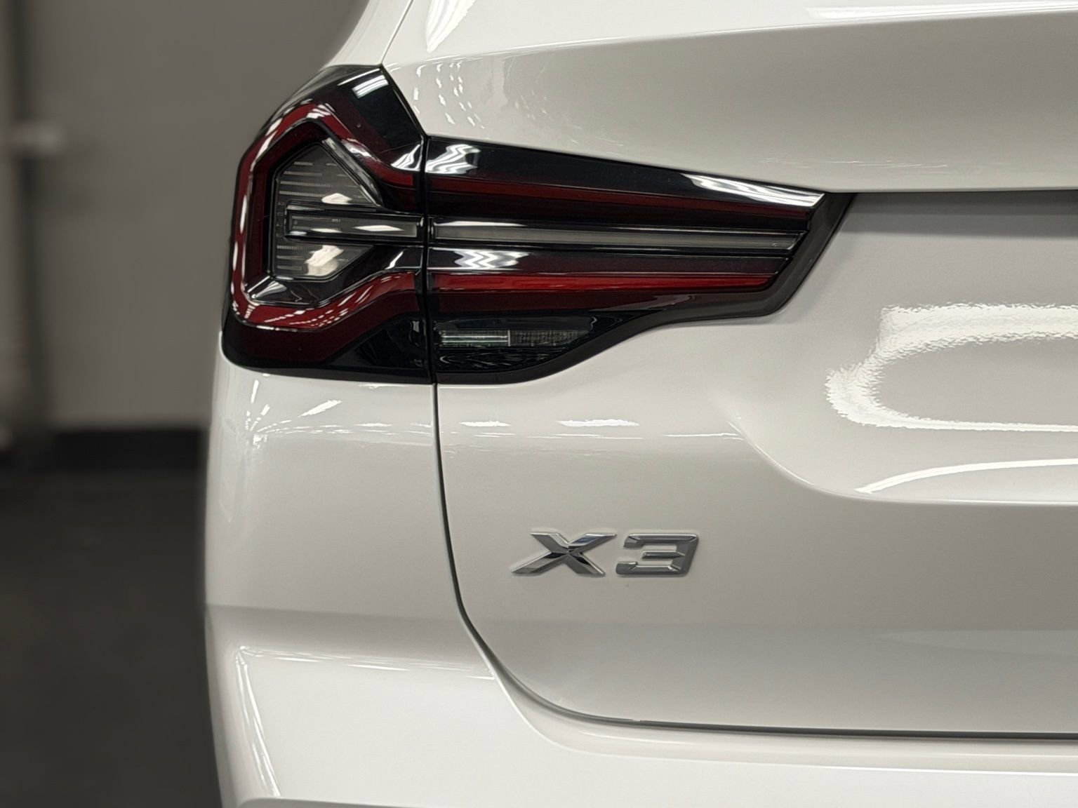 Used 2023 BMW X3 xDrive30i w/ Convenience Package w/ZPA image 14