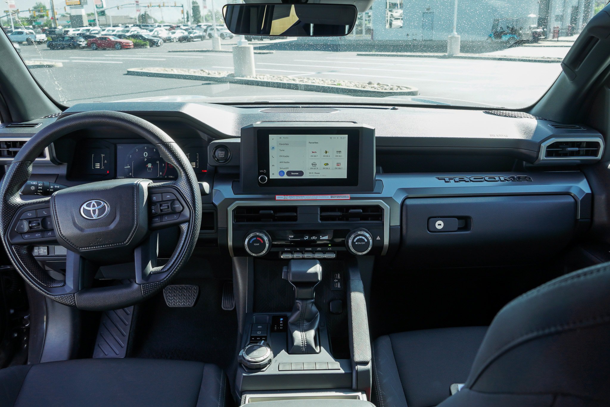 Certified 2025 Toyota Tacoma SR5 AWD/4WD image 30