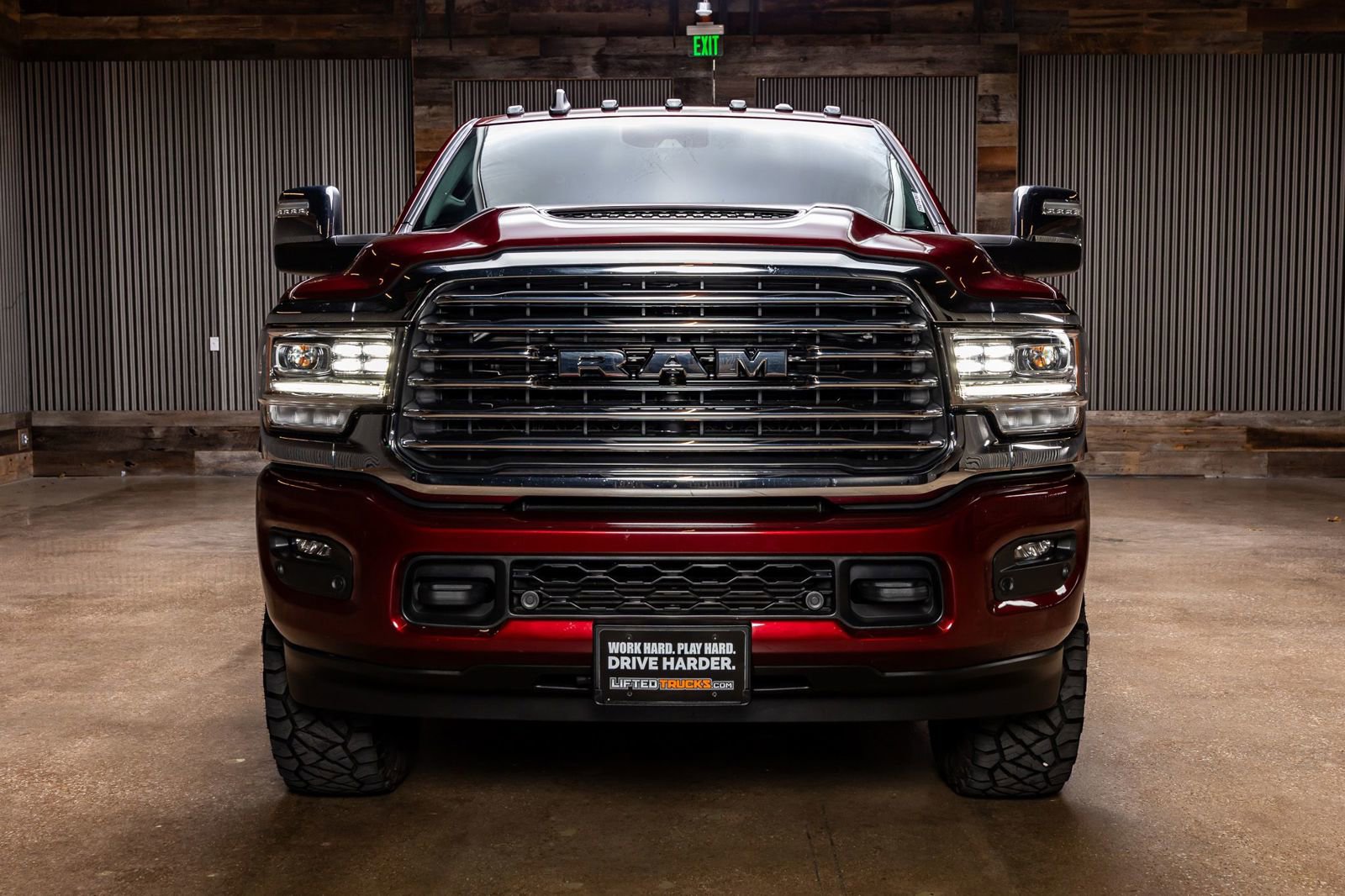 Used 2023 RAM 3500 Limited image 2