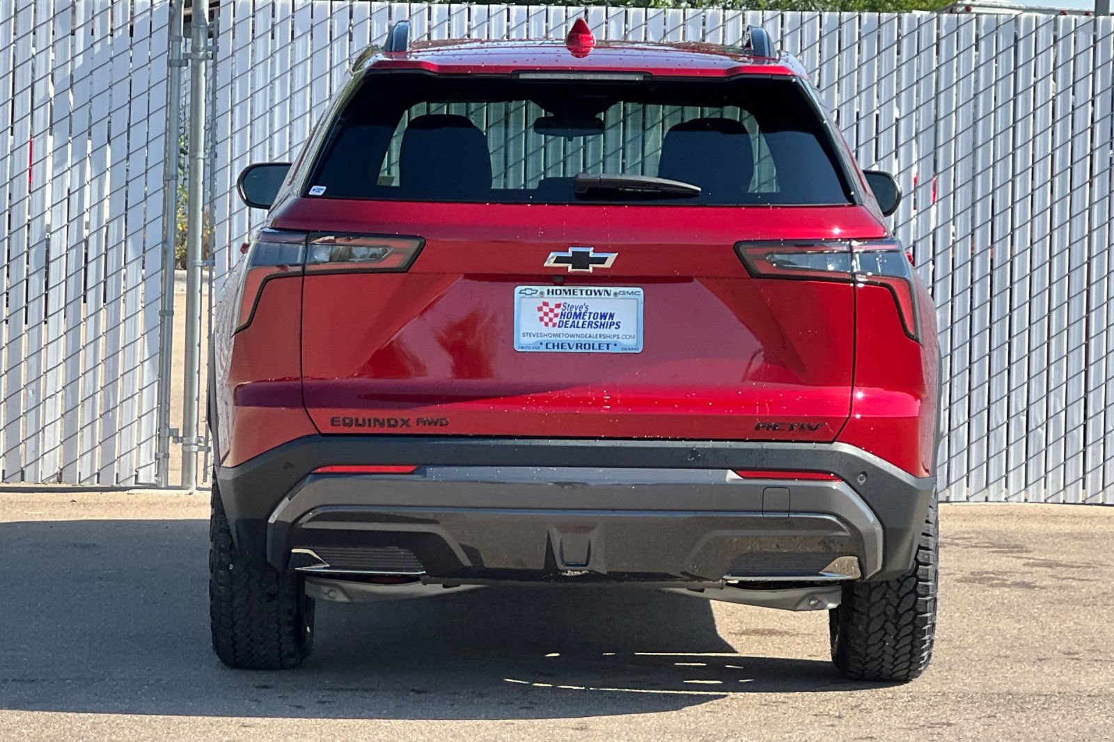New 2026 Chevrolet Equinox ACTIV AWD/4WD image 5