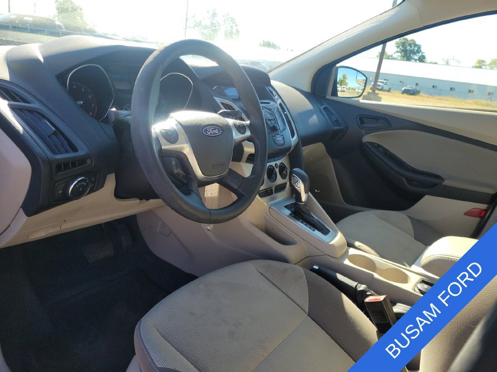Used 2012 Ford Focus SE FWD image 17
