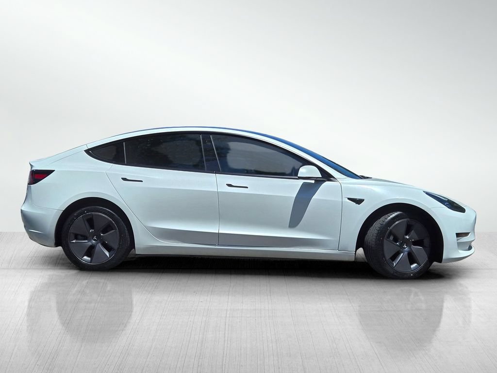Used 2023 Tesla Model 3 Standard Range RWD image 4