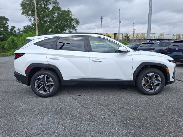 Certified 2025 Hyundai Tucson SEL image 4
