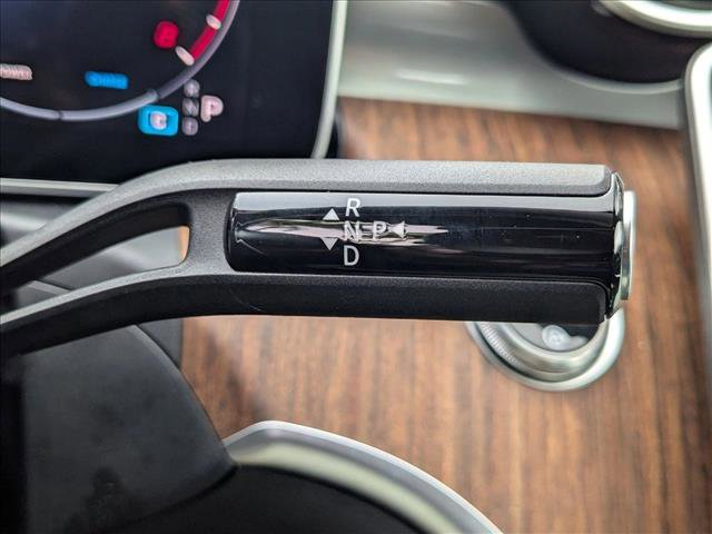 Used 2025 Mercedes-Benz C 300 4MATIC Sedan image 12