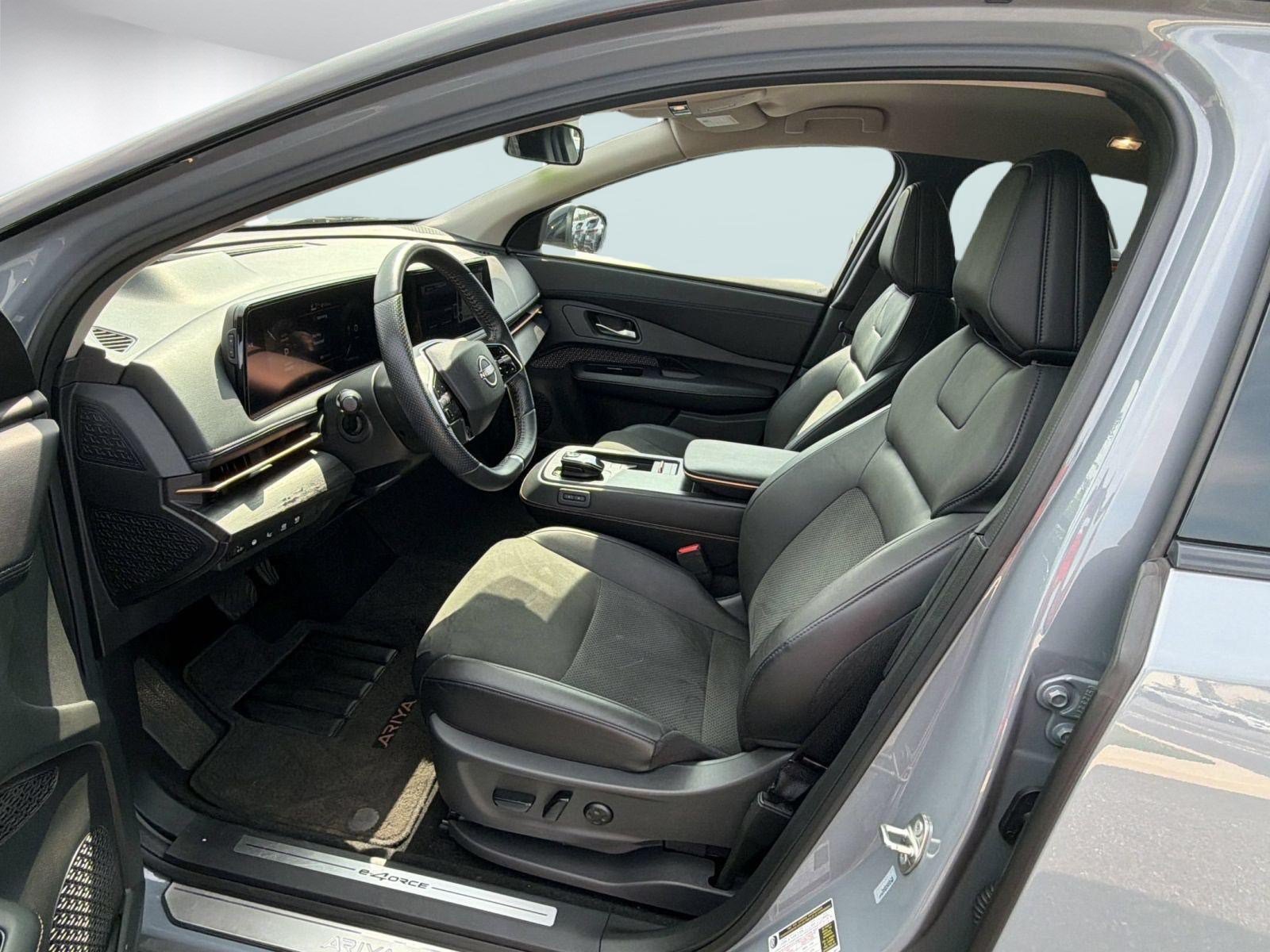 Used 2023 Nissan Ariya AWD image 5