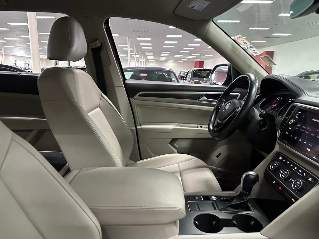 Used 2021 Volkswagen Atlas SE w/ Panoramic Sunroof Package FWD image 33