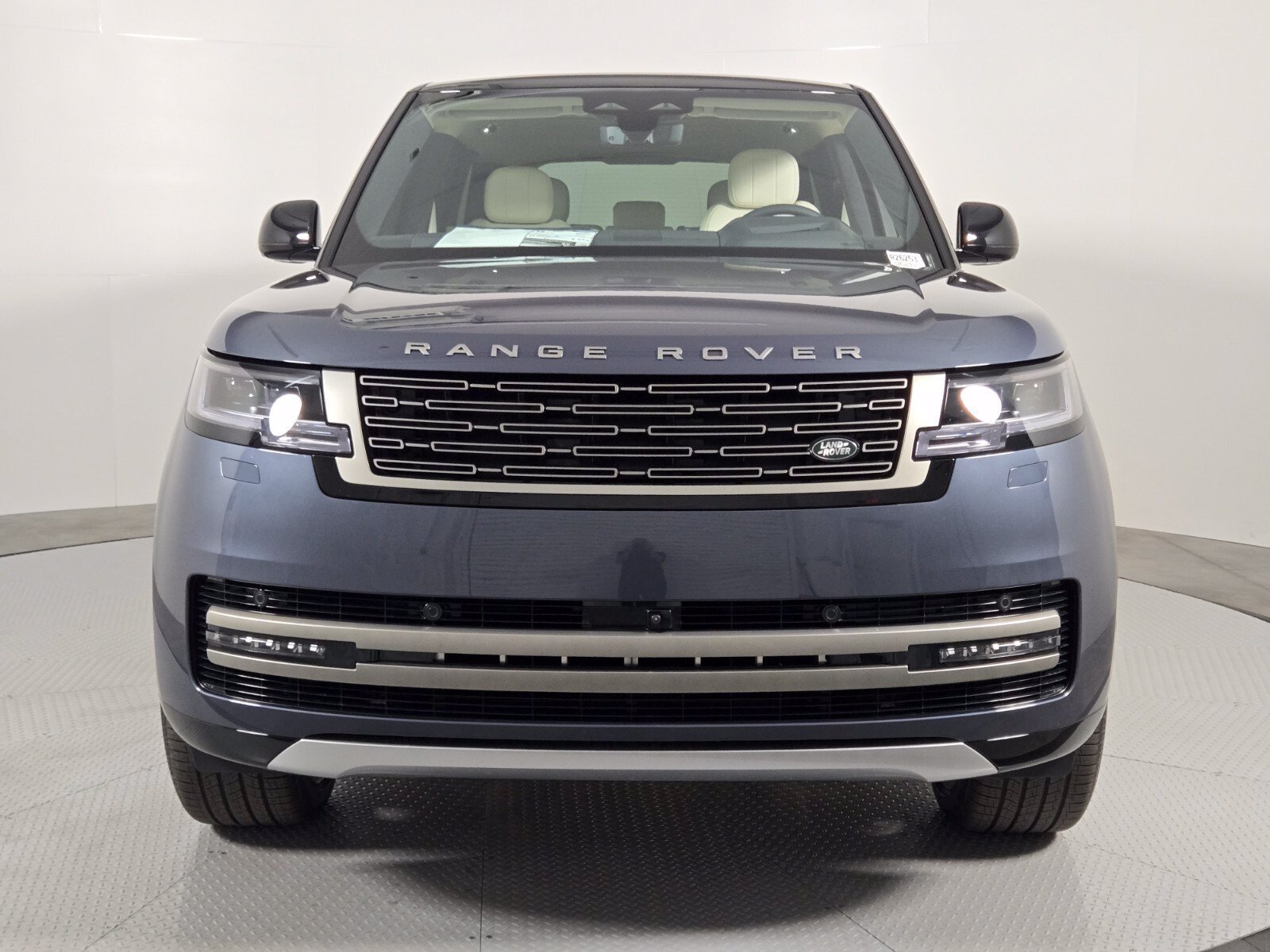 New 2026 Land Rover Range Rover SE AWD/4WD image 8
