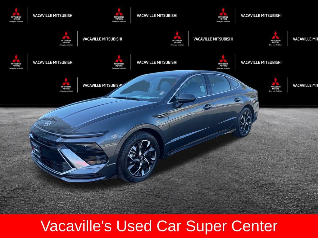 Used 2025 Hyundai Sonata SEL FWD image 1