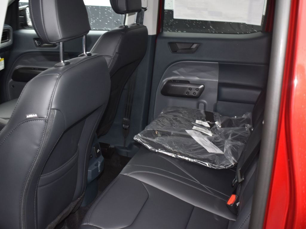 New 2025 Ford Maverick Lariat w/ Black Appearance Package image 11