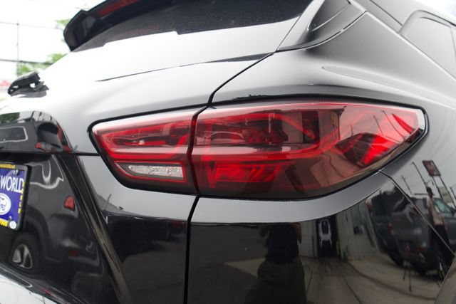 Used 2025 Chevrolet Blazer LT FWD image 10