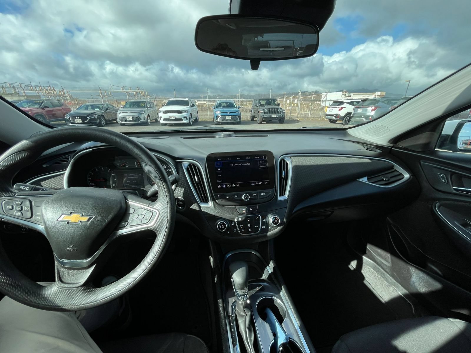 Used 2024 Chevrolet Malibu LT FWD image 34