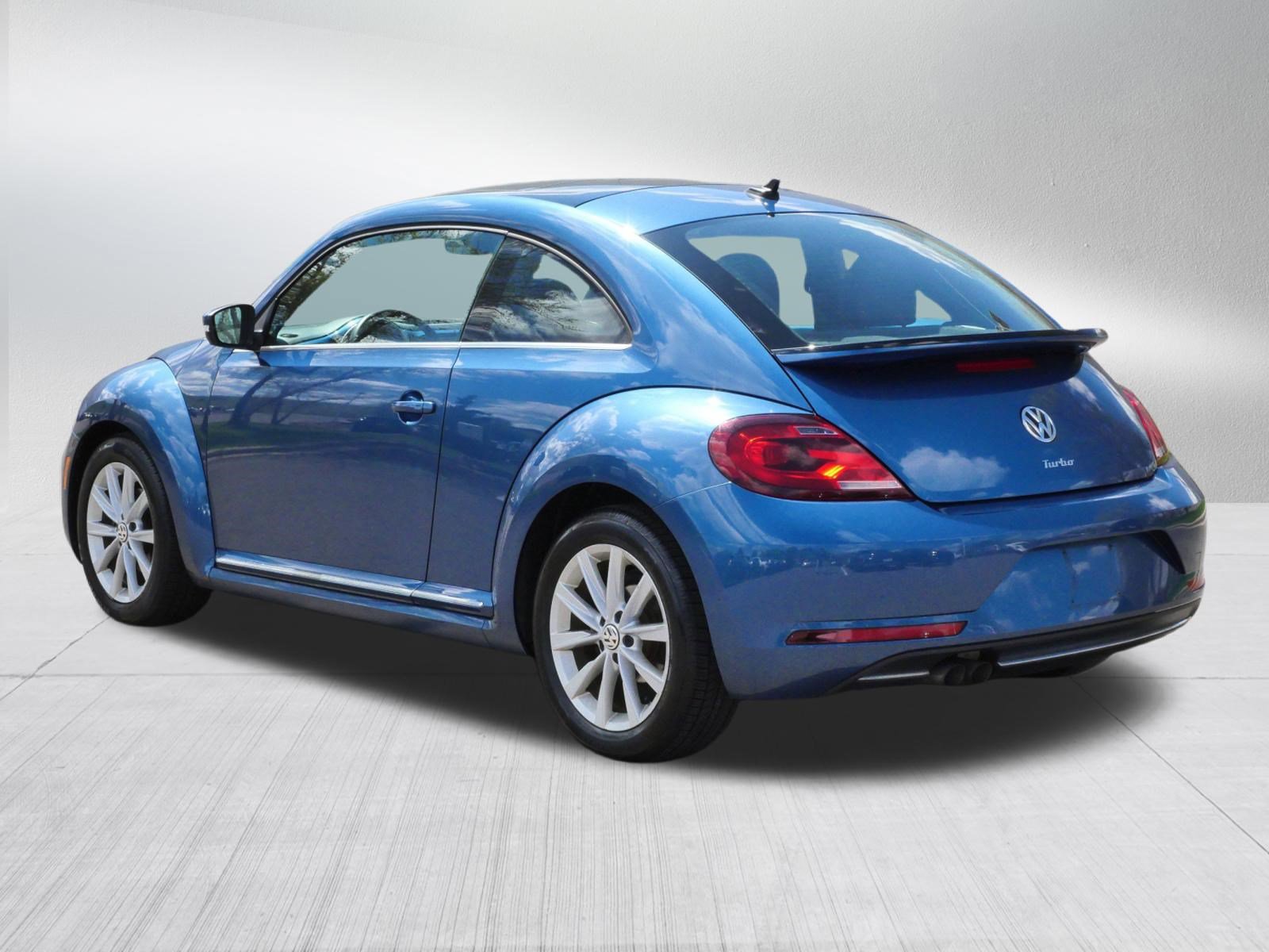 Used 2019 Volkswagen Beetle 2.0T SE FWD image 5