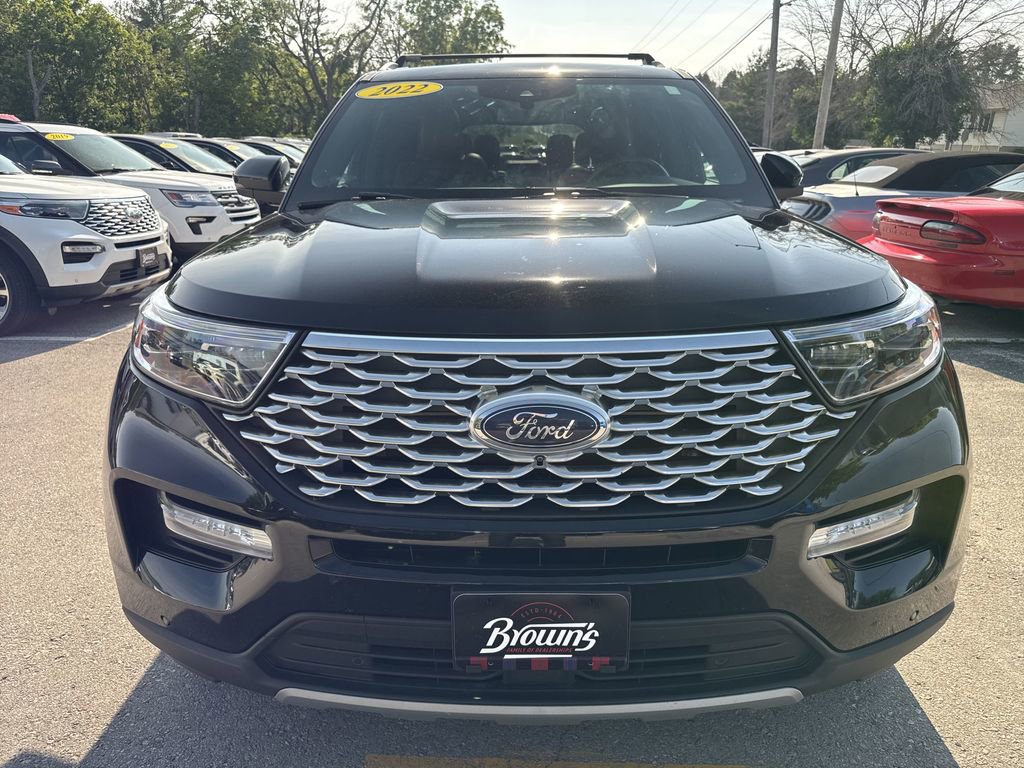 Used 2022 Ford Explorer Platinum w/ Equipment Group 601A image 2